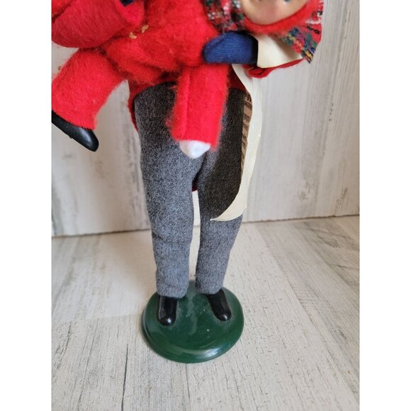 Byers Choice caroler man kid child playing vintage Xmas home plaid - Picture 2 of 10
